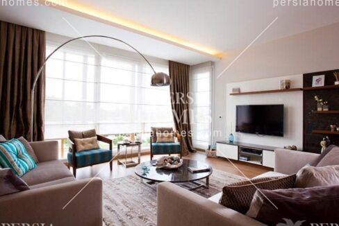 آپارتمان فروشی جهت سرمایه گذاری املاک در آوجیلار استانبول سالن پذیرایی