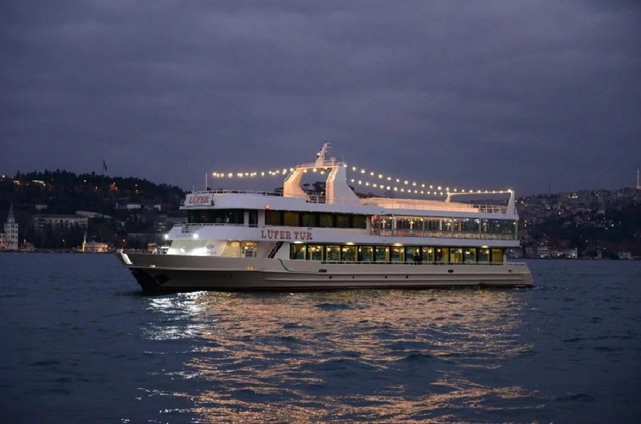کشتی‌های مجلل و تفریحی کروز استانبول